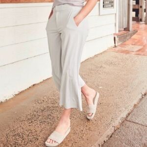 Athleta Utility Crop Pants